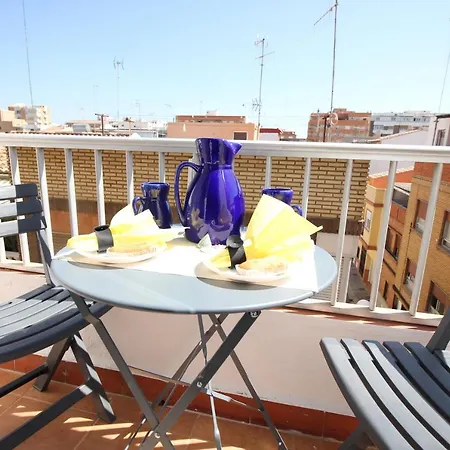 Un Impresionante Apartamento Cerca De La Playa/an Impressive Near The Beach.