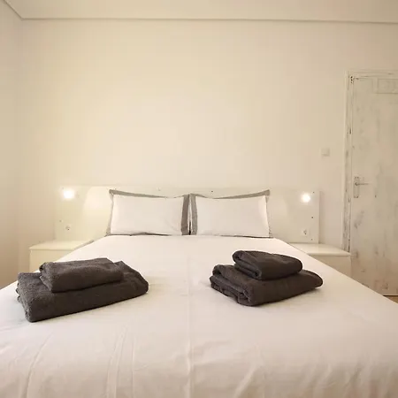 Un Impresionante Apartamento Cerca De La Playa/an Impressive Near The Beach. Apartment *